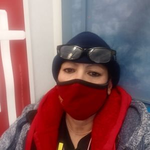 Meet your Posher, Eneida